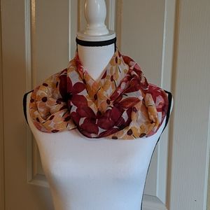 🔥3/$10 Infinity scarf floral